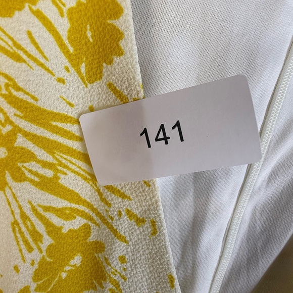 Lane Bryant golden yellow floral faux wrap dress size 18 preowned - Picture 11 of 11